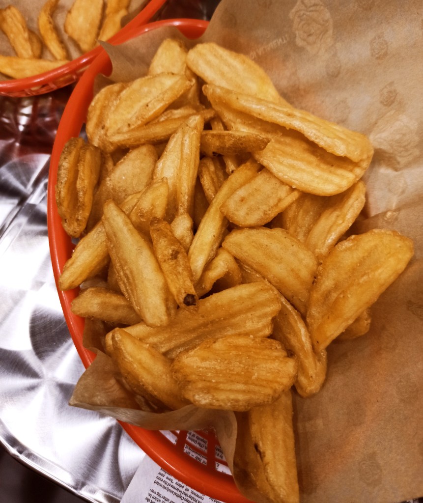 “Grease Food” a Taranto dagli hamburger americani alla pizza, anche